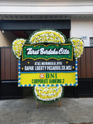 Papan Bunga Duka di Sumba Timur